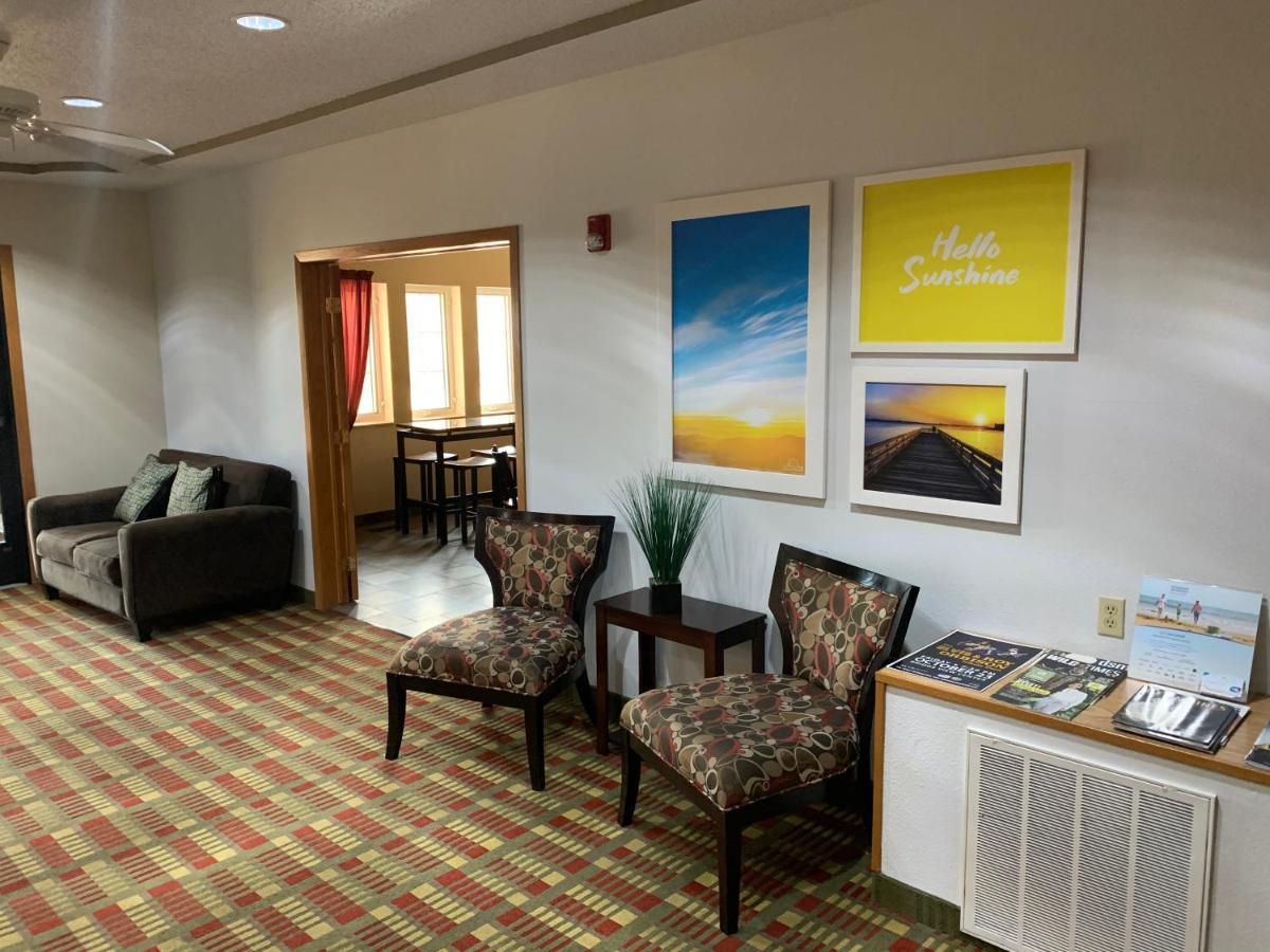 Days Inn By Wyndham Ottumwa Exterior photo